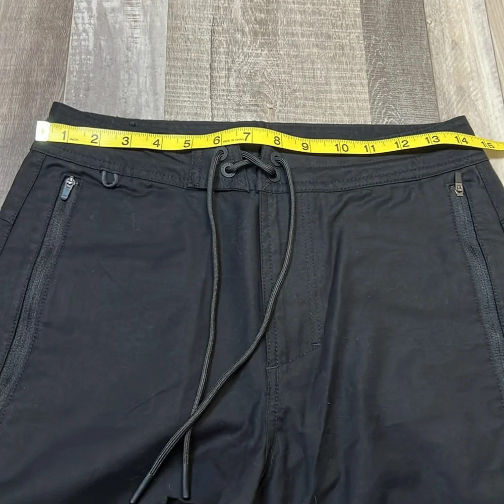 Roark Black Pants Straight Leg size‎ 28